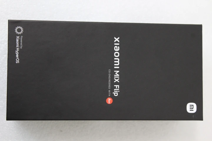SALE OUT. Xiaomi Mix Flip (Black) Dual SIM 6.86“ Foldable LTPO AMOLED 1224x2912/3.3GHz&2.3GHz/512GB/12GB RAM/Android14/5G,MZB0HL0EU | Xiaomi Mix Flip | Black | 6.86 " | Foldable LTPO AMOLED | 1224 x 2912 pixels | Qualcomm SM8650-AB | Snapdragon 8 Gen 3 (4 nm) | Internal RAM 12 GB | 512 GB | Dual SIM | 5G | Main camera resolution 50+50 MP | Secondar