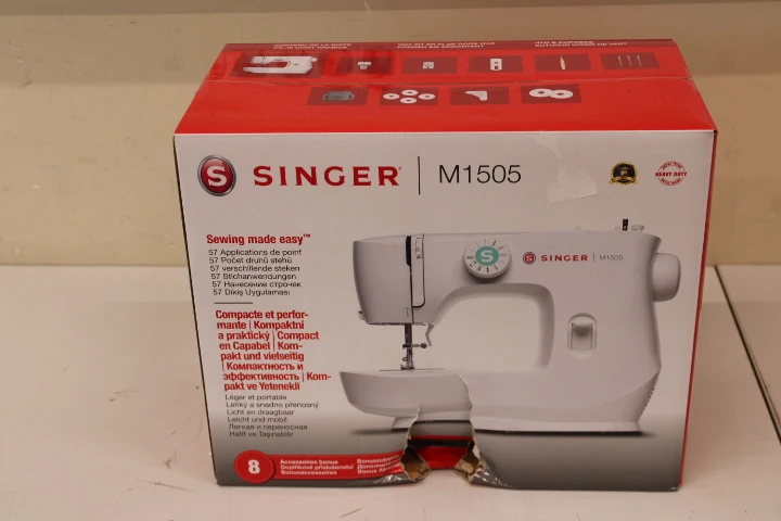 SALE OUT. Singer M1505 Sewing Machine, White | Singer Sewing Machine | M1505 | Number of stitches 6 | Number of buttonholes 1 | White | DAMAGED PACKAGING