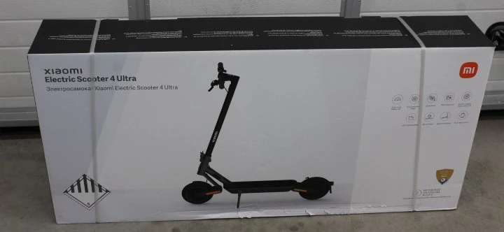 SALE OUT.  | Xiaomi Electric Scooter 4 Ultra EU | 500 W | 25 km/h | 10 " | 24 month(s) | DAMAGED PACKAGING