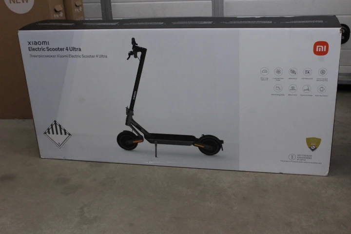 SALE OUT. Xiaomi Electric Scooter 4 Ultra EU | Xiaomi Electric Scooter 4 Ultra EU | 500 W | 25 km/h | 10 " | 24 month(s) | USED, DIRTY, SCRATCHED, DAMAGED PACKAGING