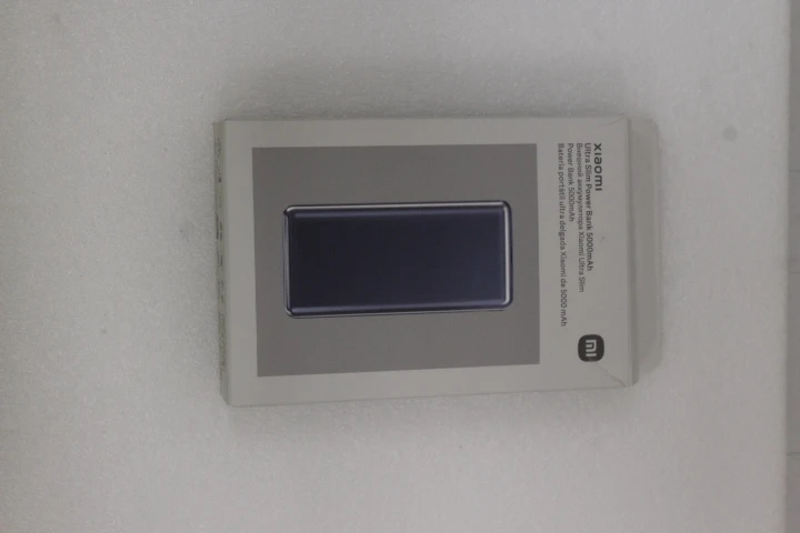 SALE OUT. Xiaomi Ultra Slim Power Bank 5000mAh | Xiaomi Ultra Slim Power Bank | 5000 mAh | USB-C | Gray | DAMAGED PACKAGING, UNPACKED