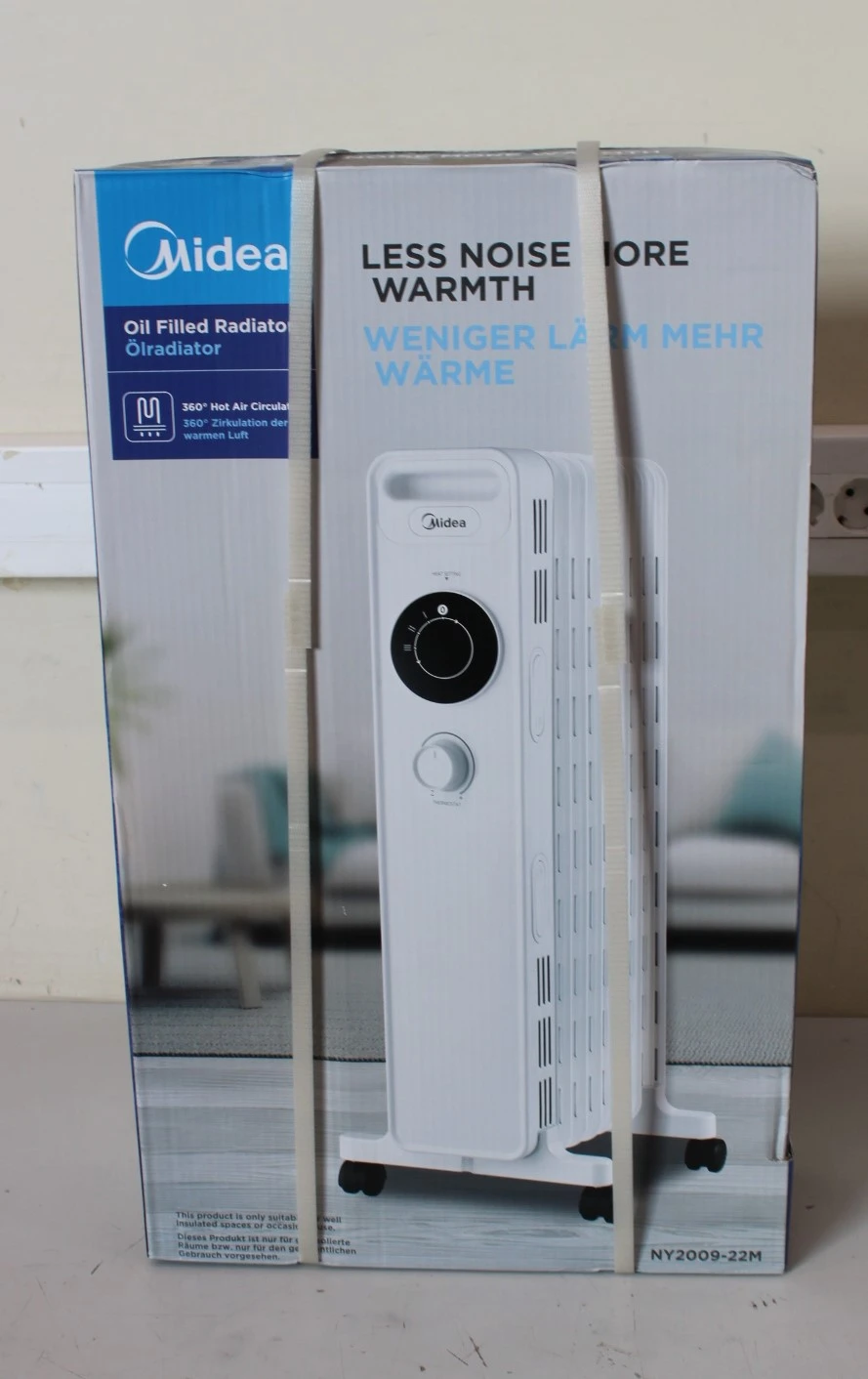 SALE OUT. Midea NY2009-22M Oil Radiator Heater, 9 fin, White | Midea NY2009-22M | Oil Filled Radiator | 2000 W | Number of power levels 3 | White | DAMAGED PACKAGING