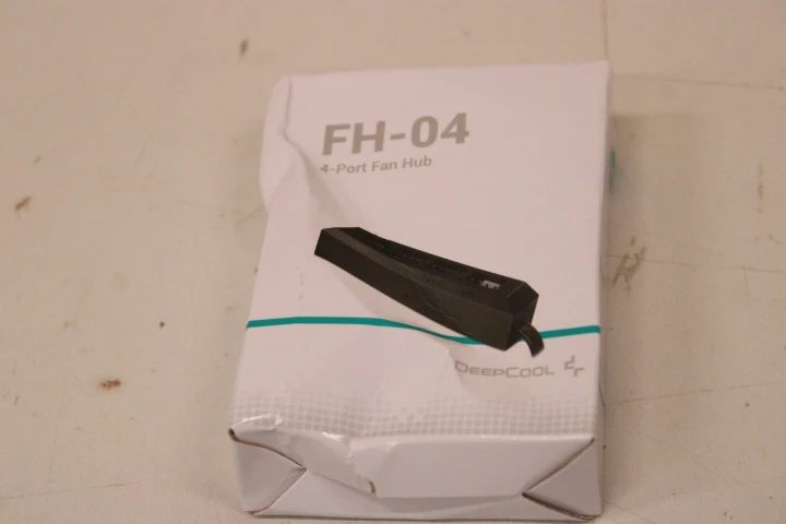 SALE OUT. Deepcool FH-04 fan hub | Deepcool | FH-04 | DAMAGED PACKAGING