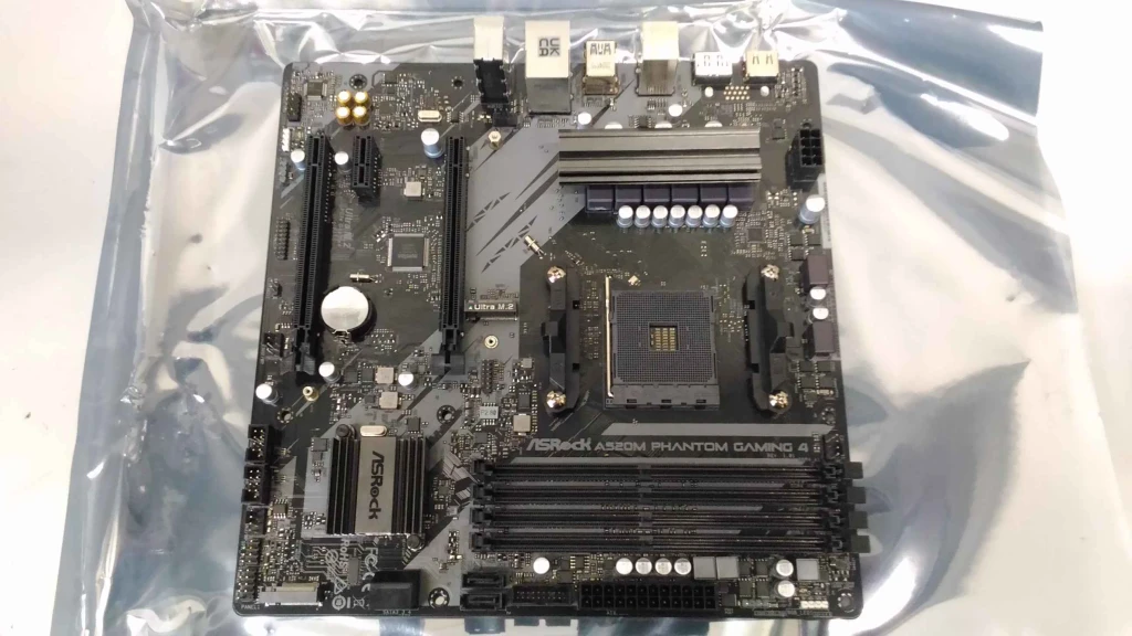 SALE OUT. ASRock A520M PHANTOM GAMING 4 | ASRock A520M PHANTOM GAMING 4 | Processor family AMD | Processor socket AM4 | DDR4 DIMM | Memory slots 4 | Supported hard disk drive interfaces 	SATA, M.2 | Number of SATA connectors 4 | Chipset AMD A520 | Micro ATX | USED, REFURBISHED, WITHOUT ORIGINAL PACKAGING AND ACCESSORIES, ONLY BACKPANEL INCLUDED