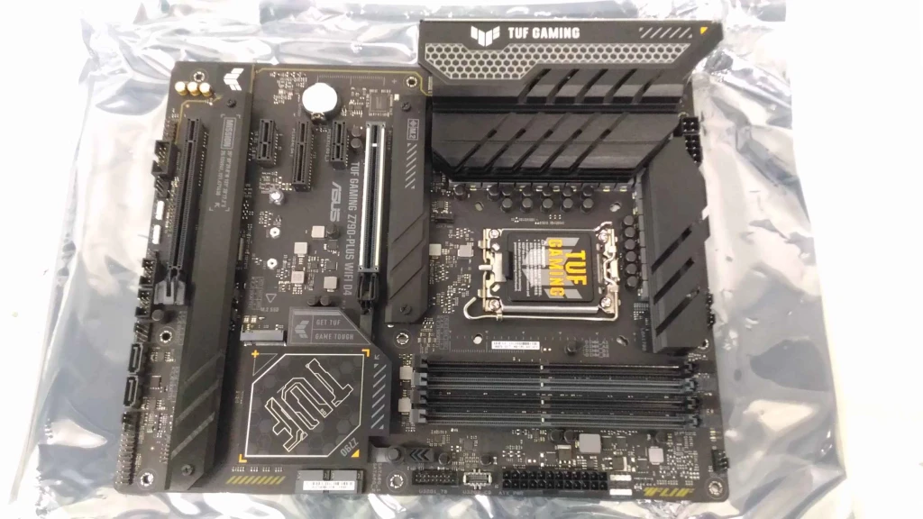 SALE OUT. ASUS TUF GAMING Z790-PLUS WIFI D4 | Asus TUF GAMING Z790-PLUS WIFI D4 | Processor family Intel | Processor socket  LGA1700 | DDR4 DIMM | Memory slots 4 | Supported hard disk drive interfaces 	SATA, M.2 | Number of SATA connectors 4 | Chipset Intel Z790 | ATX | USED, REFURBISHED