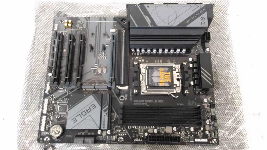 SALE OUT. GIGABYTE B650 EAGLE AX | Gigabyte B650 EAGLE AX | Processor family AMD | Processor socket AM5 | DDR5 | Supported hard disk drive interfaces M.2, SATA | Number of SATA connectors 4 | USED, REFURBISHED, WITHOUT ACCESSORIES, ONLY BACKPANEL AND ANTENNAS INCLUDED