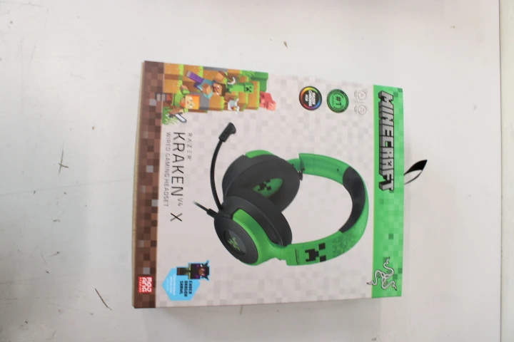 SALE OUT. Razer Kraken V4 X  Gaming Headset, Minecraft Edition, Wired | Razer Gaming Headset | Kraken V4 X | Wired | Over-Ear | Microphone | UNPACKED, DAMAGED PACKAGING | Minecraft Edition