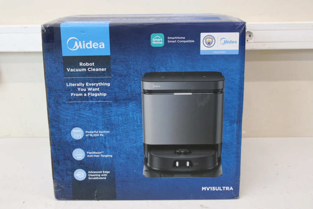SALE OUT. Midea V15 Robot Vacuum Cleaner | Midea Robot Vacuum Cleaner | V15 | Wet&Dry | 5200 mAh | Dust capacity 3 L | 16200 Pa | Black | DEMO