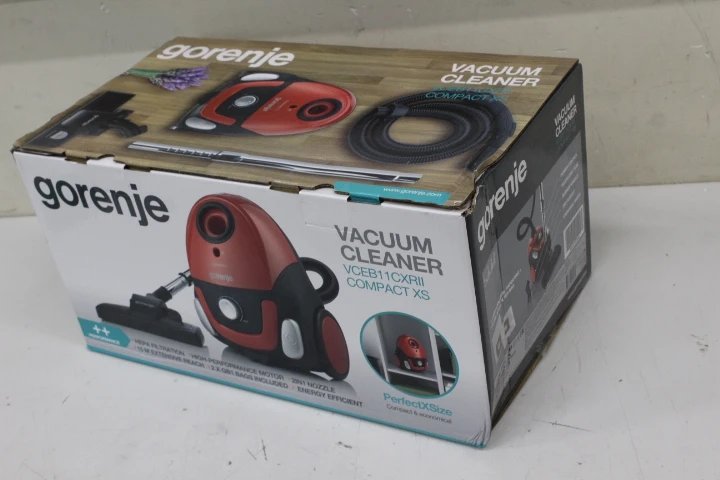 SALE OUT. Gorenje VCEB11CXRII Vacuum Cleaner, Bagged, Power 800 W, Dust Container 2 L, Working Radius 15 m, Red | Gorenje Vacuum cleaner | VCEB11CXRII | Bagged | Power 800 W | Dust capacity 2 L | Red | DAMAGED PACKAGING