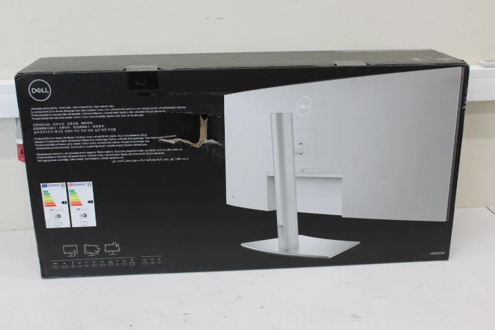 SALE OUT. Dell LCD U4025QW 40" IPS WUHD//5120×2160/DP,HDMI,USB-C,USB,RJ45/Black,silver, 5Y | Dell U4025QW | 39.7 " | IPS | WUHD | 21:9 | 120 Hz | 5 ms | 5120 x 2160 pixels | 600 cd/m² | Power connector, HDMI, DisplayPort, USB-C, USB-A, Audio, RJ45 | HDMI ports quantity 1 | Black / Silver | Warranty 60 month(s) | DAMAGED PACKAGING
