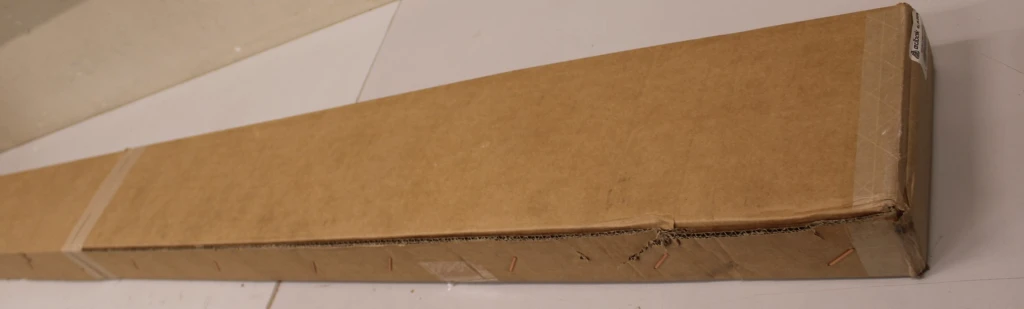 SALE OUT. EDBAK Interface Bar 2200mm | EDBAK Menu Board Mount VWMB2200 | Maximum weight (capacity) 200 kg | DAMAGED PACKAGING, SCRATCHED ON BACK | Black