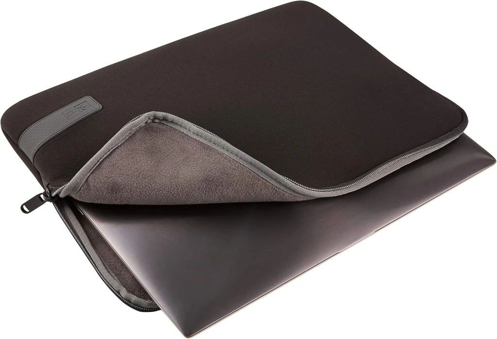 Case Logic REFPC114 BLACK Reflect Laptop Sleeve 14" | Case Logic