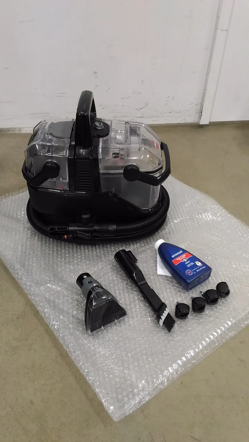 SALE OUT. Bissell | Portable Carpet and Upholstery Cleaner | SpotClean C9 Pro | Corded operating | Washing function | 400 W | 20 month(s) | DAMAGED PACKAGING