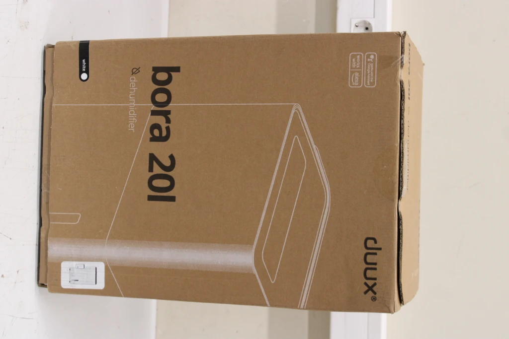 SALE OUT. Duux Bora Smart Dehumidifier 20 L+Laundry Mode, Effective area 40m², White | Duux Smart Dehumidifier | Bora | Suitable for rooms up to 40 m² | Water tank capacity 4 L | White | UNPACKED, SCRATCHED ON BACK